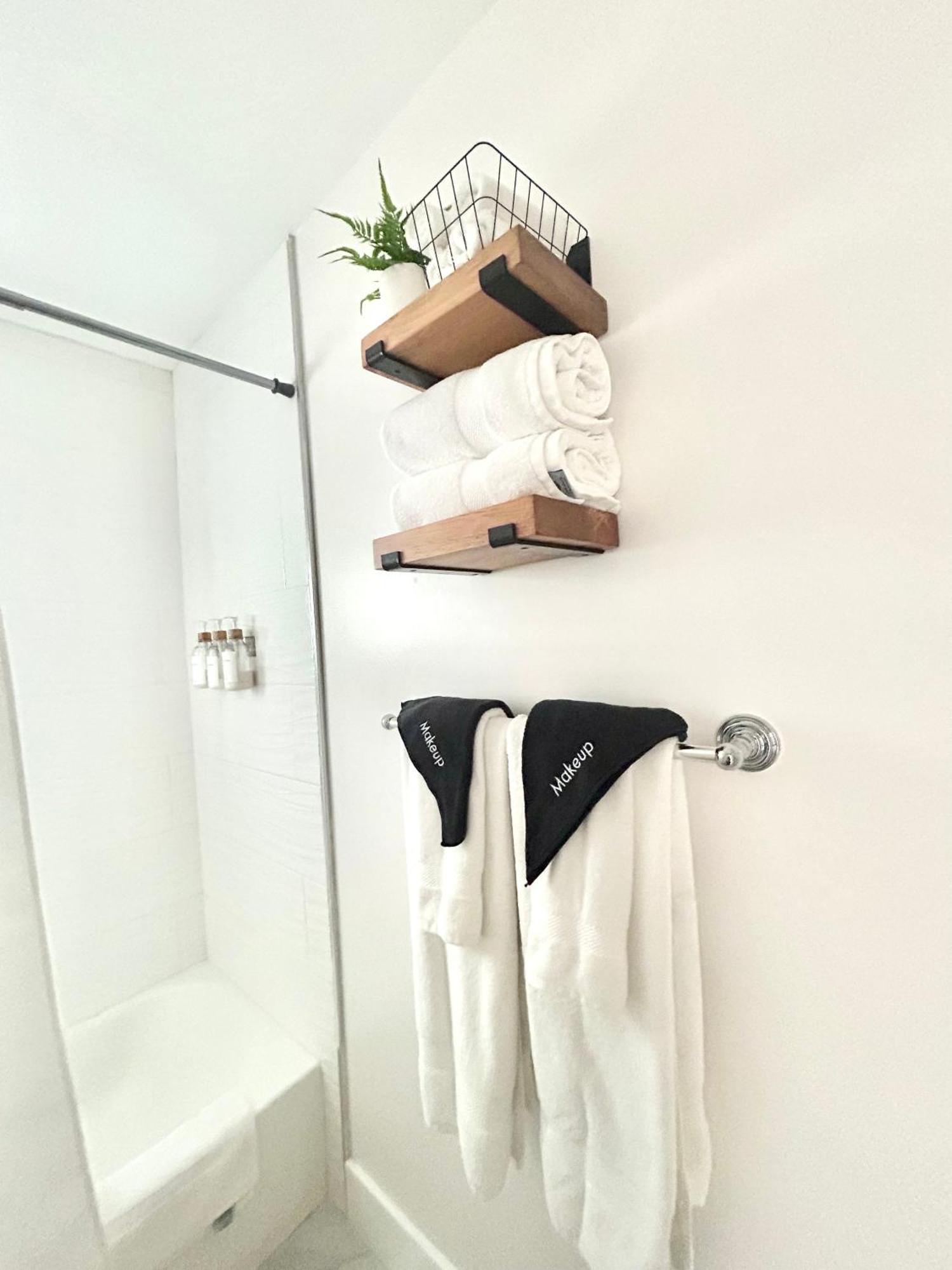 Azul - Fully-stocked, 1br With Private Patio And Free Parking Apartamento Miami